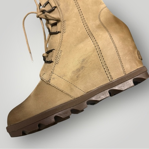 SOREL JOAN OF ARCTIC WEDGE II BOOT SZ 9 Tan - Picture 8 of 15